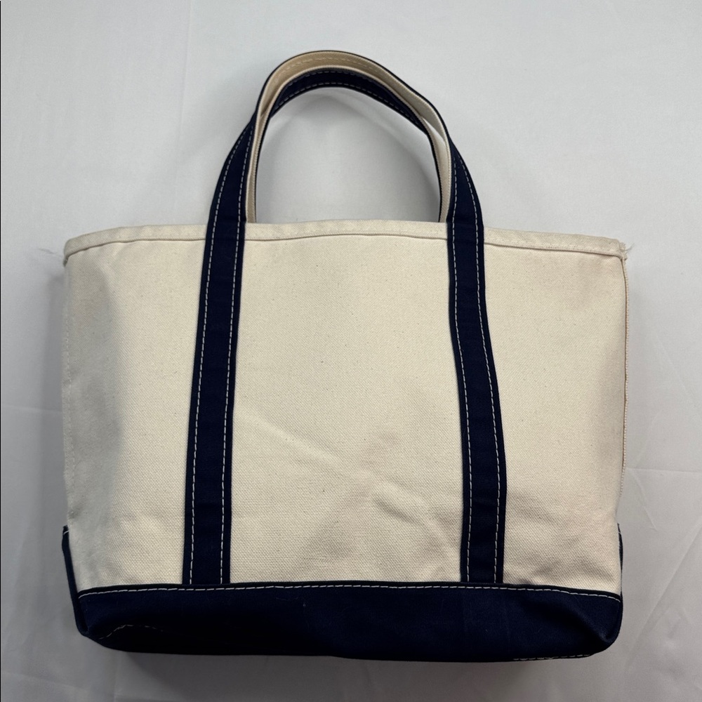 LL Bean Boat Tote with a company logo called medsun has a small spot (see photo) - Picture 7 of 10